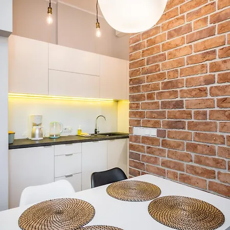 Krowoderska Wawelofts Lägenhet